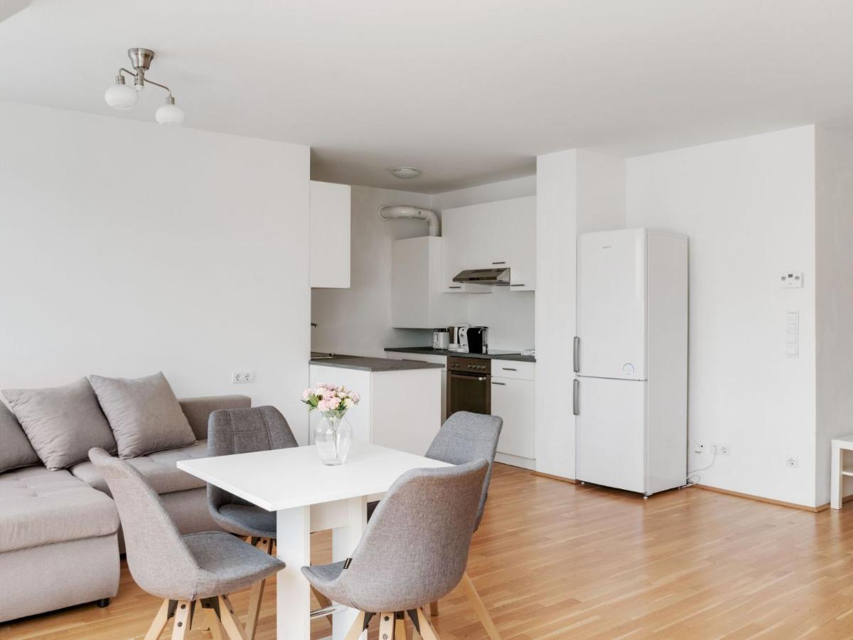 Elegant Apartment In Vienna With Patio Eksteriør bilde